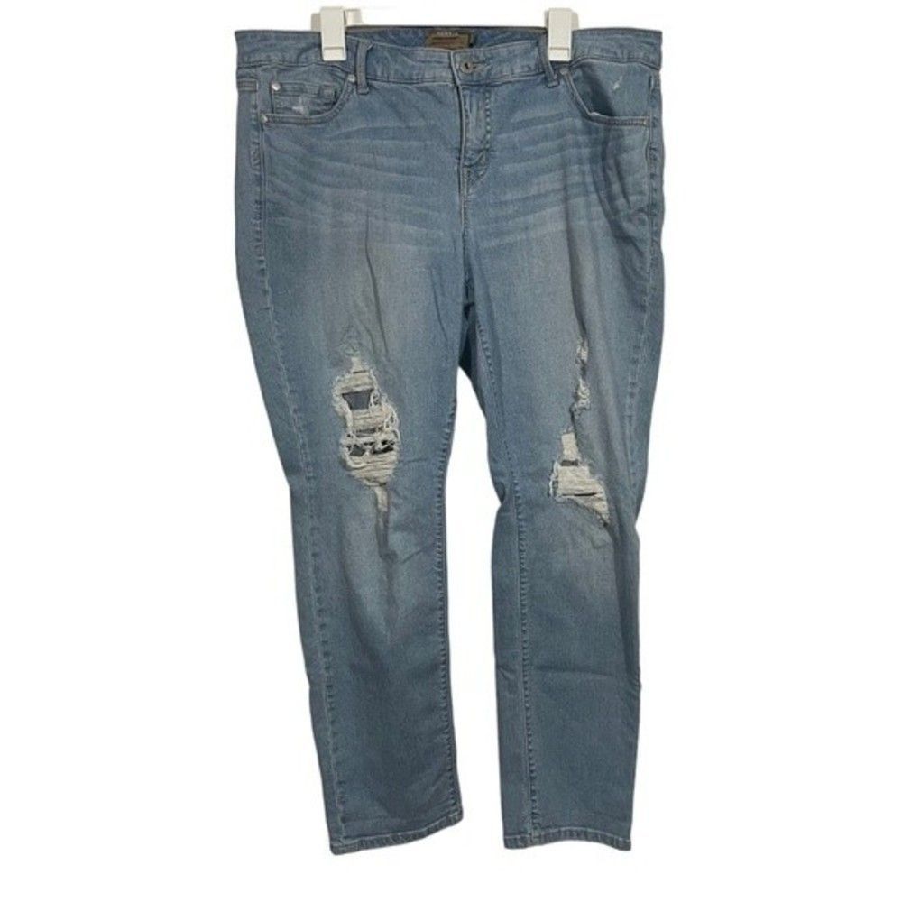 Distressed Light Blue Women's Jeans - Torrid Classic Fit